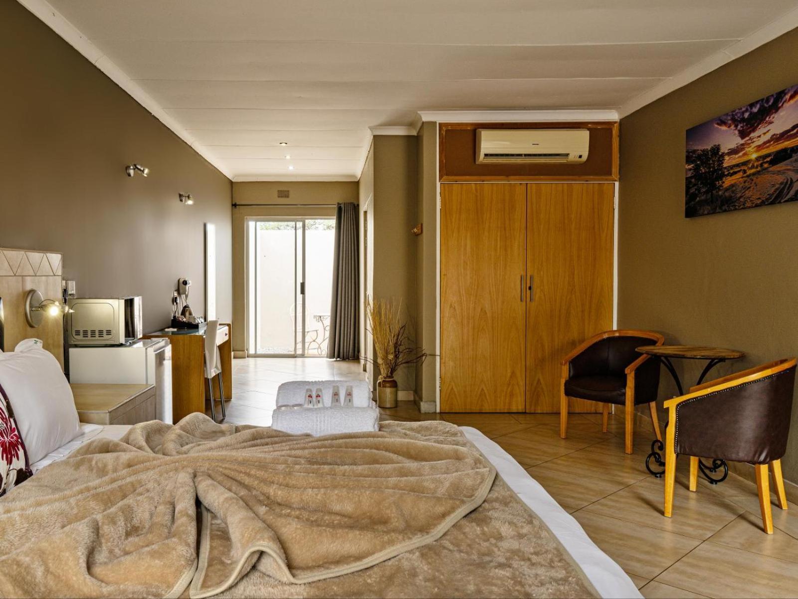Kuruman Lodge Екстериор снимка